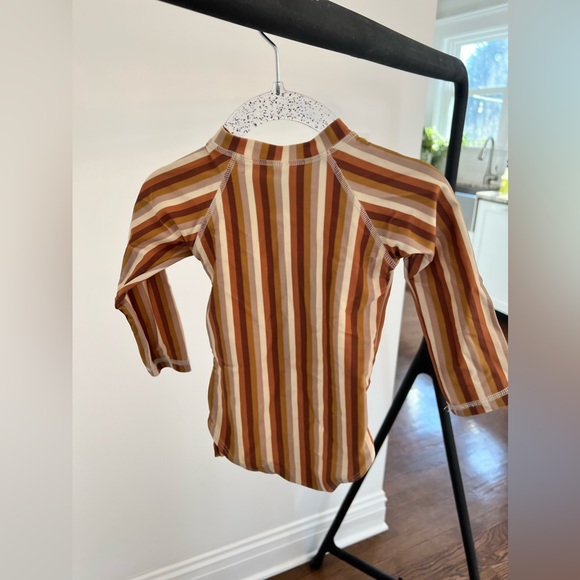 Rylee + Cru Rash Guard Long Sleeve Swimsuit & Sun Hat Set Toddler Baby - Picture 2 of 3